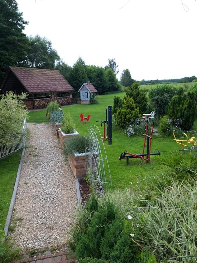 Pensjonat Agroturystyczny Pod Modrzewiem Acomodação com café da manhã Florczaki Exterior foto