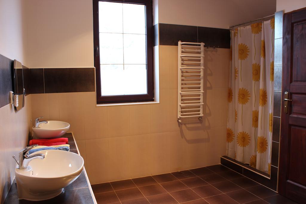 Pensjonat Agroturystyczny Pod Modrzewiem Acomodação com café da manhã Florczaki Quarto foto